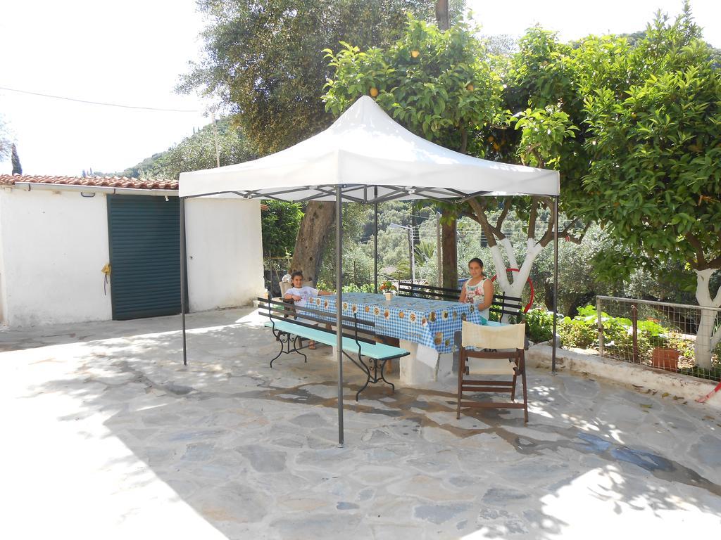 Gregory'S Studios Paleokastritsa Exterior photo